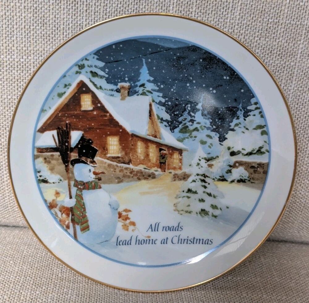 American Greetings Designers Porcelain Christmas Plate All Roads Lead Home 1986